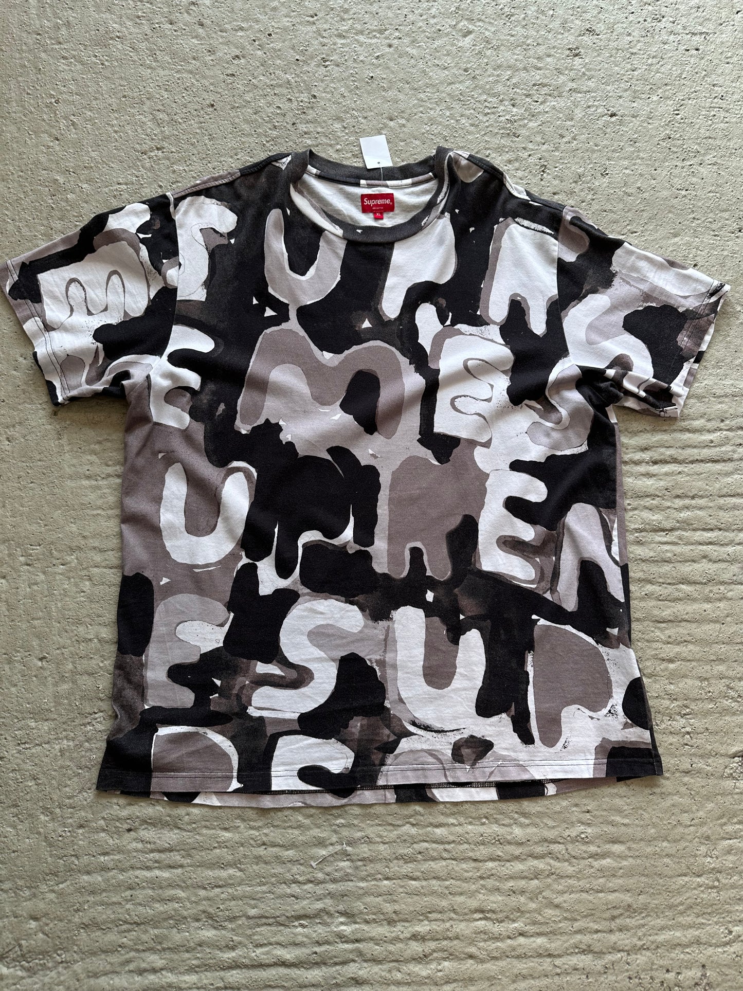 Supreme Painted Logo S/S Tee Gr. XL